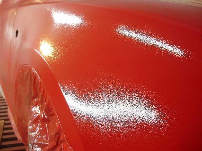 Покраска автомобиля в перламутровый оттенок требует особого подхода Важна тщательная сушка слоев краски, без которой должного эффекта может не получиться