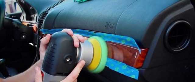 Как убрать царапины и трещины на панели автомобиля