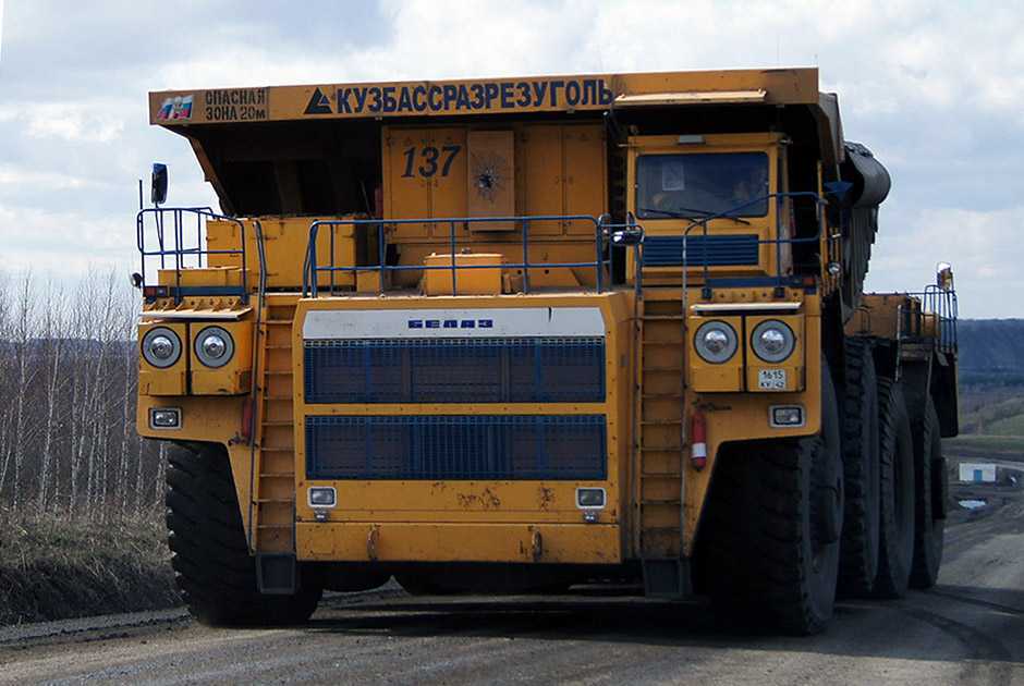 Белаз-75501 грузоподъемностью 280 тонн