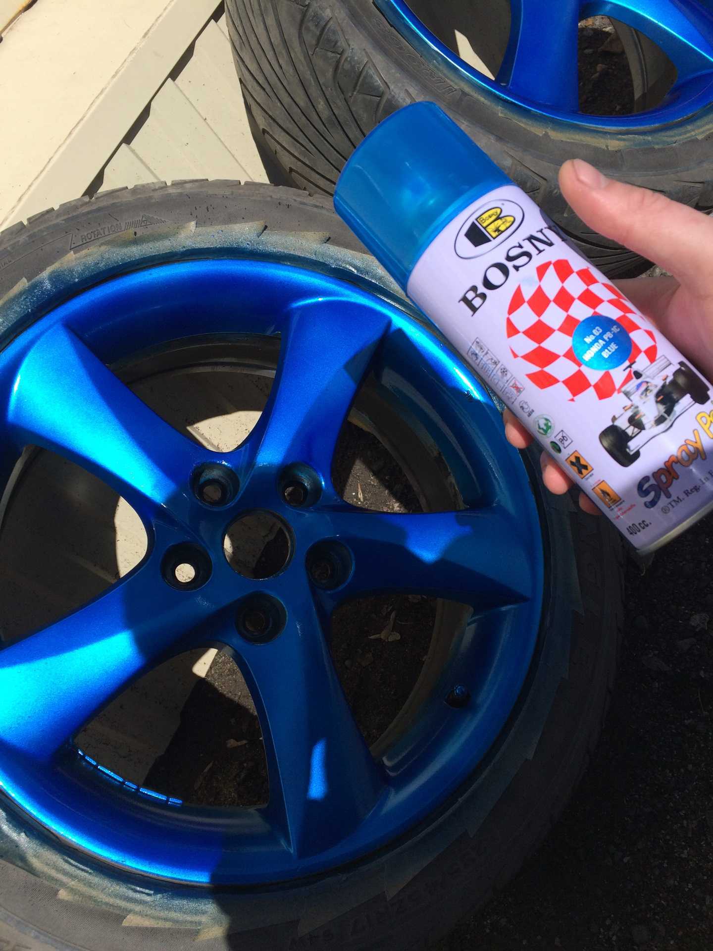 Какой краской покрасить автомобильные диски?