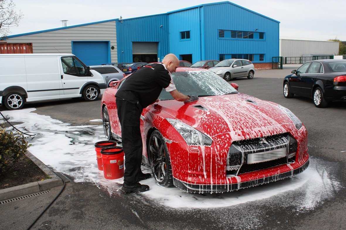 Как правильно мыть новое авто. как самому помыть автомобиль?
