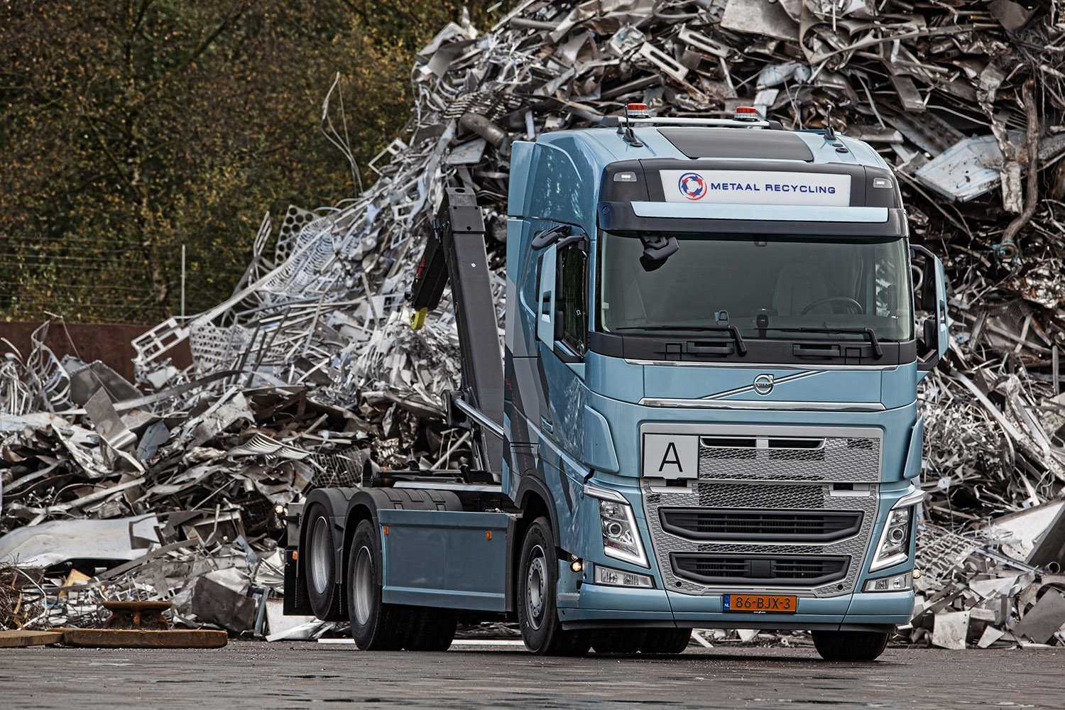 Volvo trucks представила тяжелые грузовики нового поколения