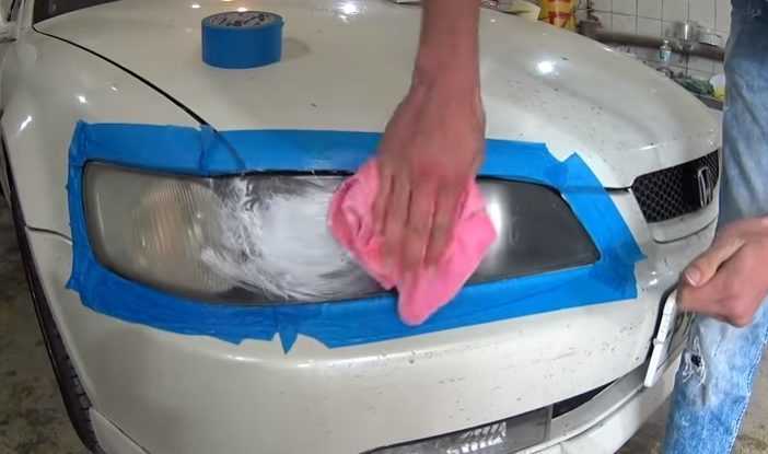 Как убрать желтизну с фар автомобиля своими руками: способы и средства, как очистить поверхность от желтого налета
