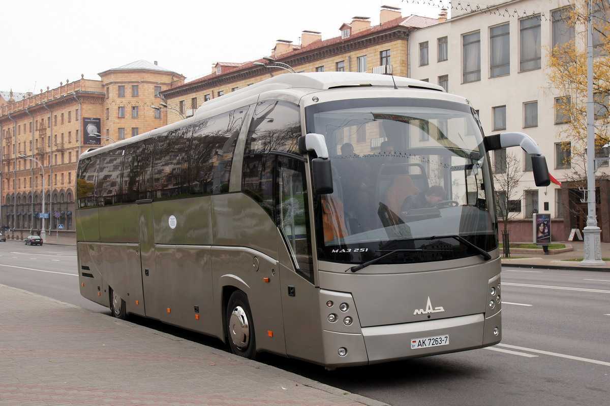 Перечень технических характеристик автобуса МАЗ-251, его  в РФ и обзор с фото