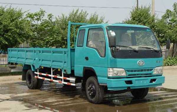 Перечень технических характеристик грузовиков FAW CA 1031 VR и V, их  в России и обзор с фото