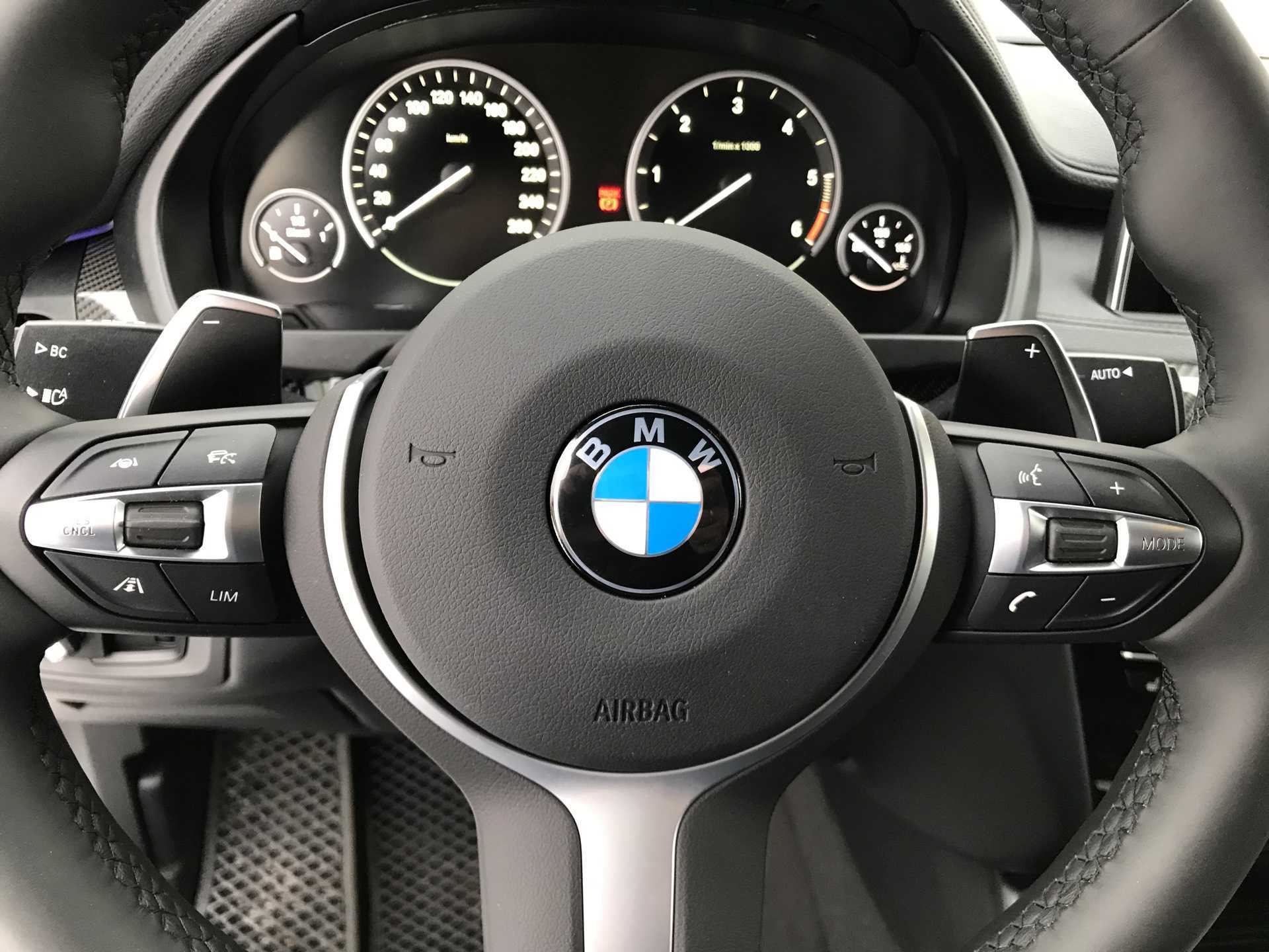 Руль BMW x6 f16 с дисплеем