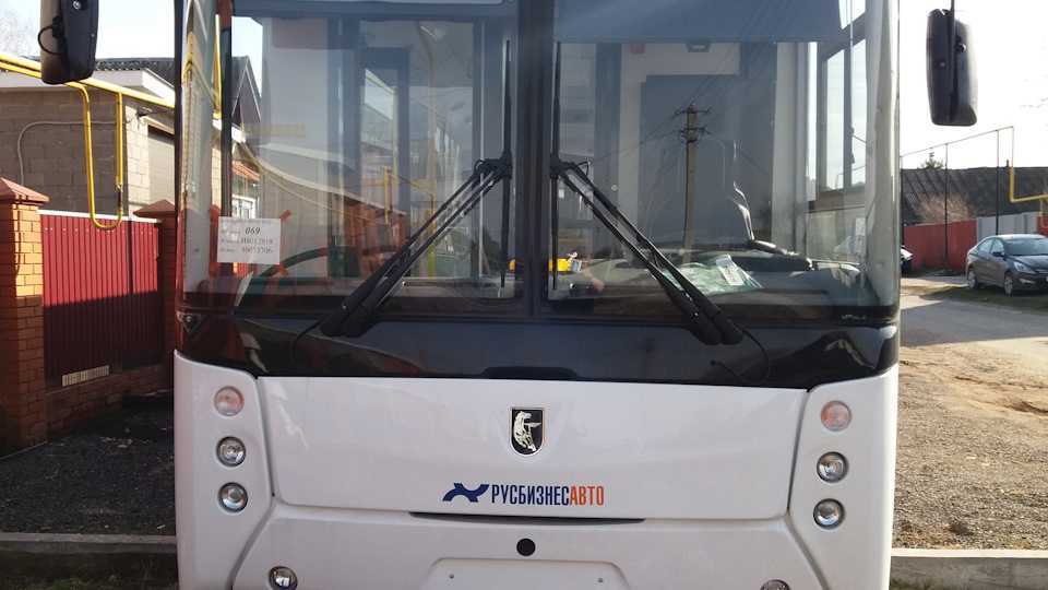 Автобусы НефАЗ-5299 для городских маршрутов: перечень технических характеристик и , фото и обзор